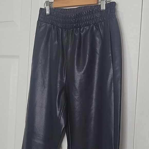 OLIVACEOUS Black Faux Leather High Rise Joggers. Size Small - Picture 3 of 6